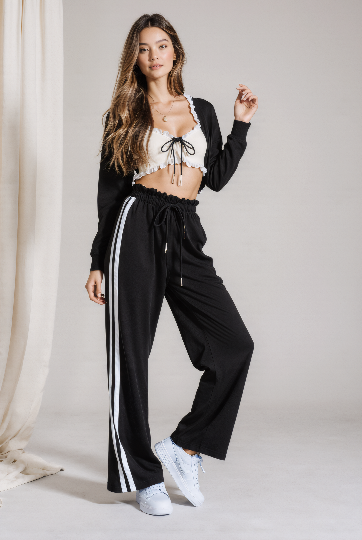 Daphnie Elegant Straight-Leg Trousers – Sophisticated Fit for Work & Beyond