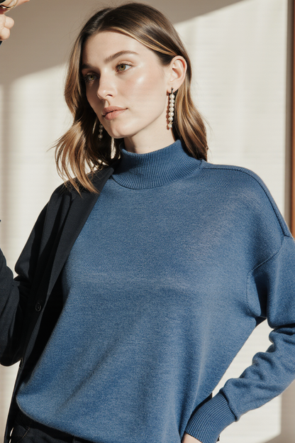 Isabella – Elegant Knit Turtleneck for Winter Warmth & Style