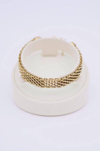 Gold-Tone Fine Link Bracelet – Elegant Minimalist Design